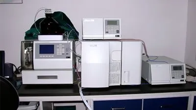 Gel Chromatograph (GPC)